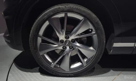 Genesis GV70 2.2D AWD* DISTRONIC* ПОДГРЕВ* ОБДУХВАНЕ* КАМЕРА* , снимка 5