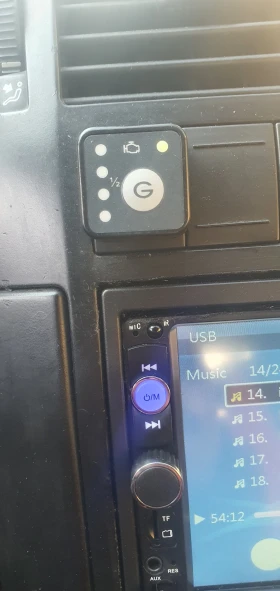 VW Polo - 1099 € / 2149.46 лв. - 16178237 7