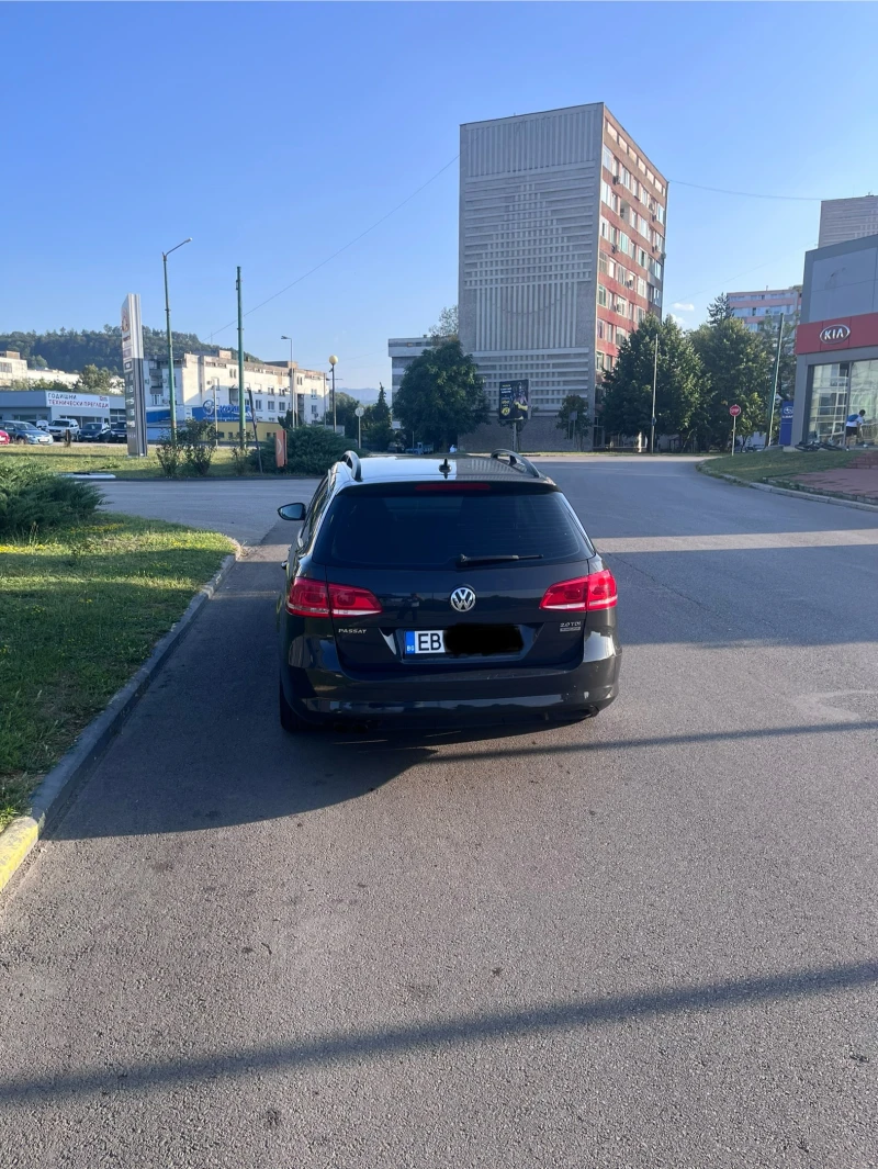 VW Passat, снимка 4 - Автомобили и джипове - 47286194