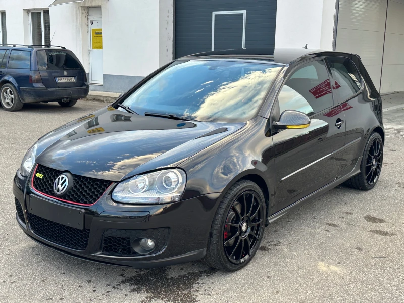 VW Golf 2.0T GTI DSG Италия, снимка 1 - Автомобили и джипове - 48069948