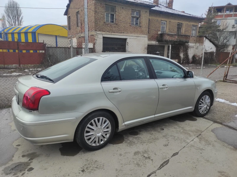 Toyota Avensis 2, 2 D4D, снимка 3 - Автомобили и джипове - 48525249