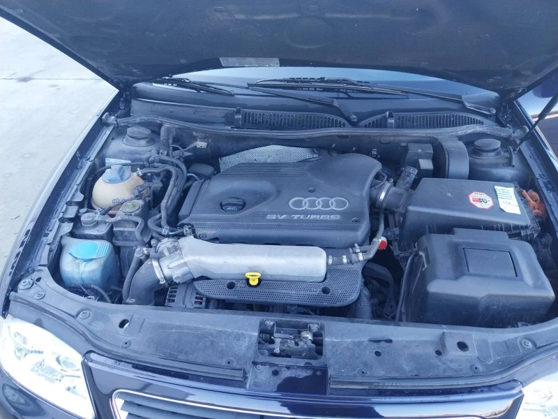 Audi A3 1.8T, снимка 10 - Автомобили и джипове - 49534567