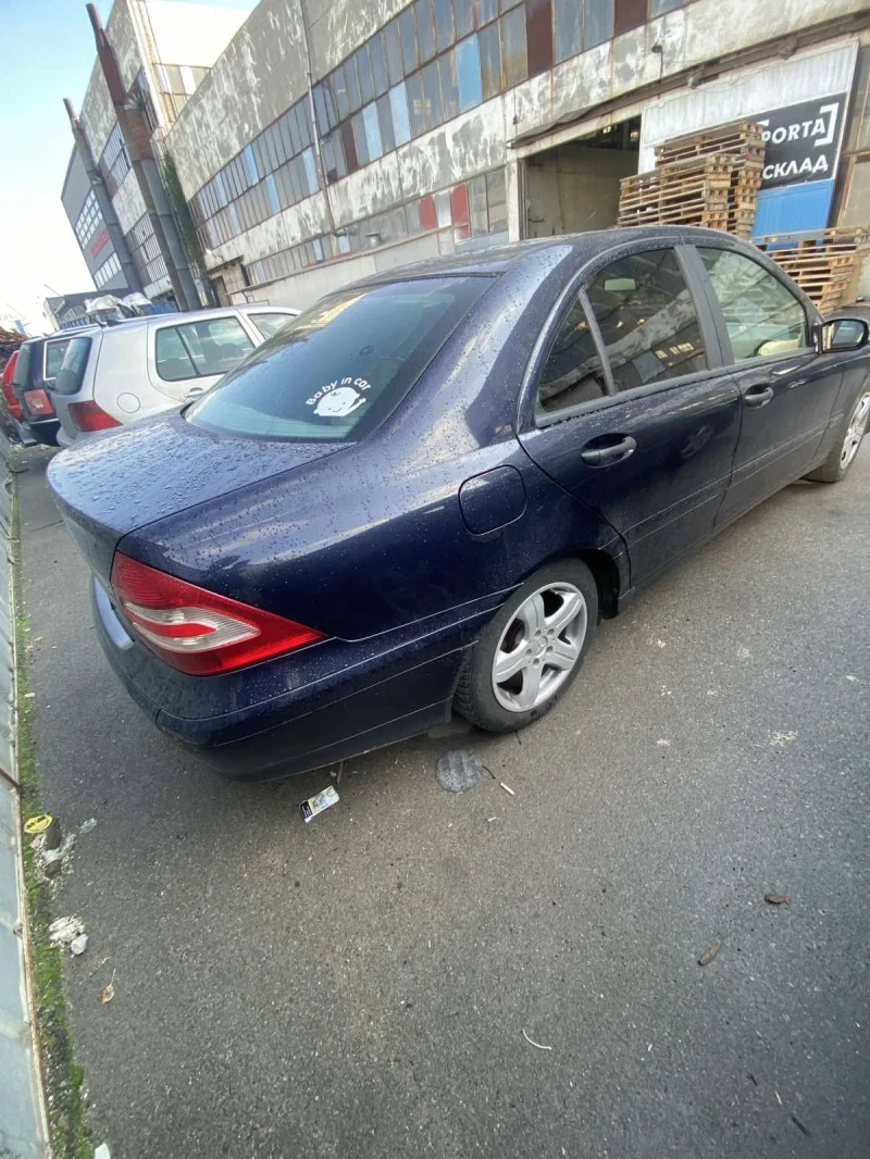 Mercedes-Benz 200, снимка 5 - Автомобили и джипове - 52189683