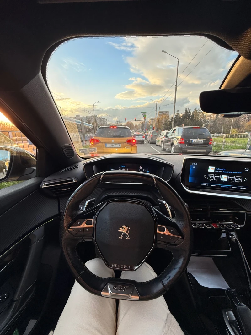 Peugeot 2008 New Line Up GT PACK 1.2 PureTech 130 EAT8 EURO6, снимка 2 - Автомобили и джипове - 52775407
