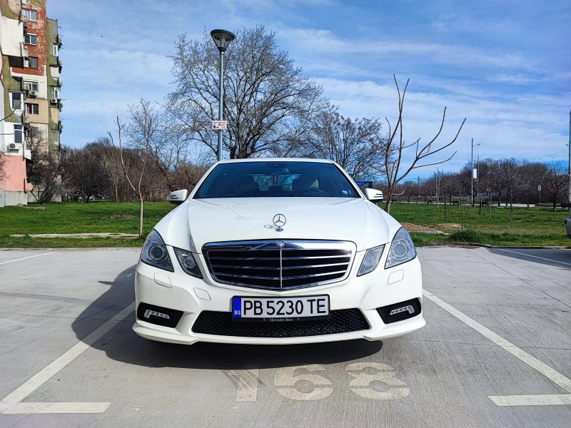 Mercedes-Benz E 350 AMG 115000km!, снимка 8 - Автомобили и джипове - 53299664