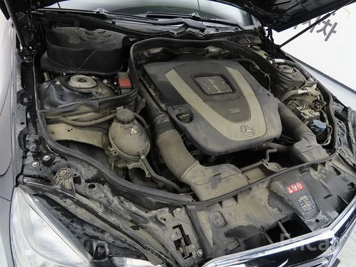 Mercedes-Benz E 300 E-Class E300 Elegance, снимка 17 - Автомобили и джипове - 54020293