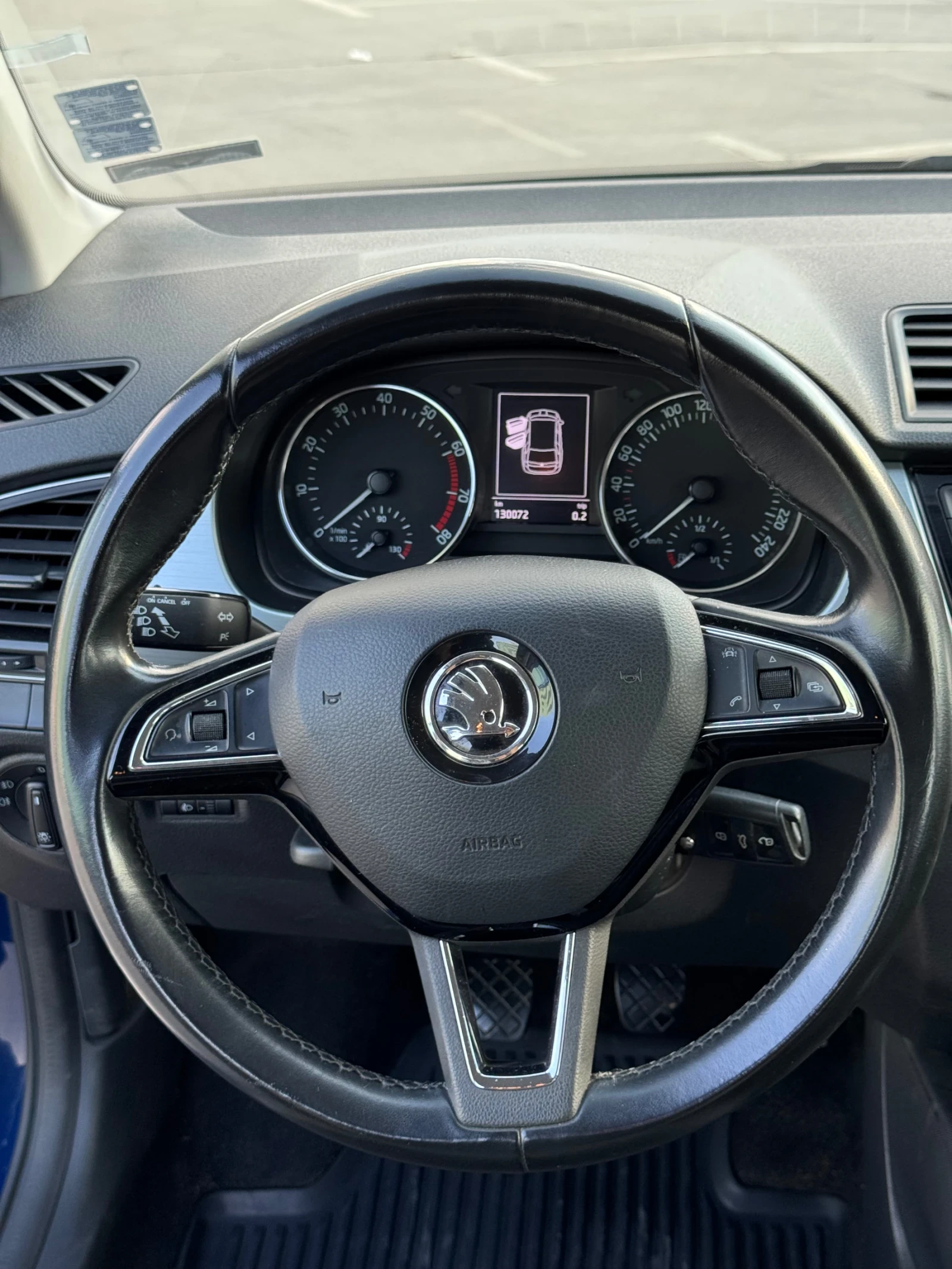 Skoda Fabia 1.0 TSI - изображение 10