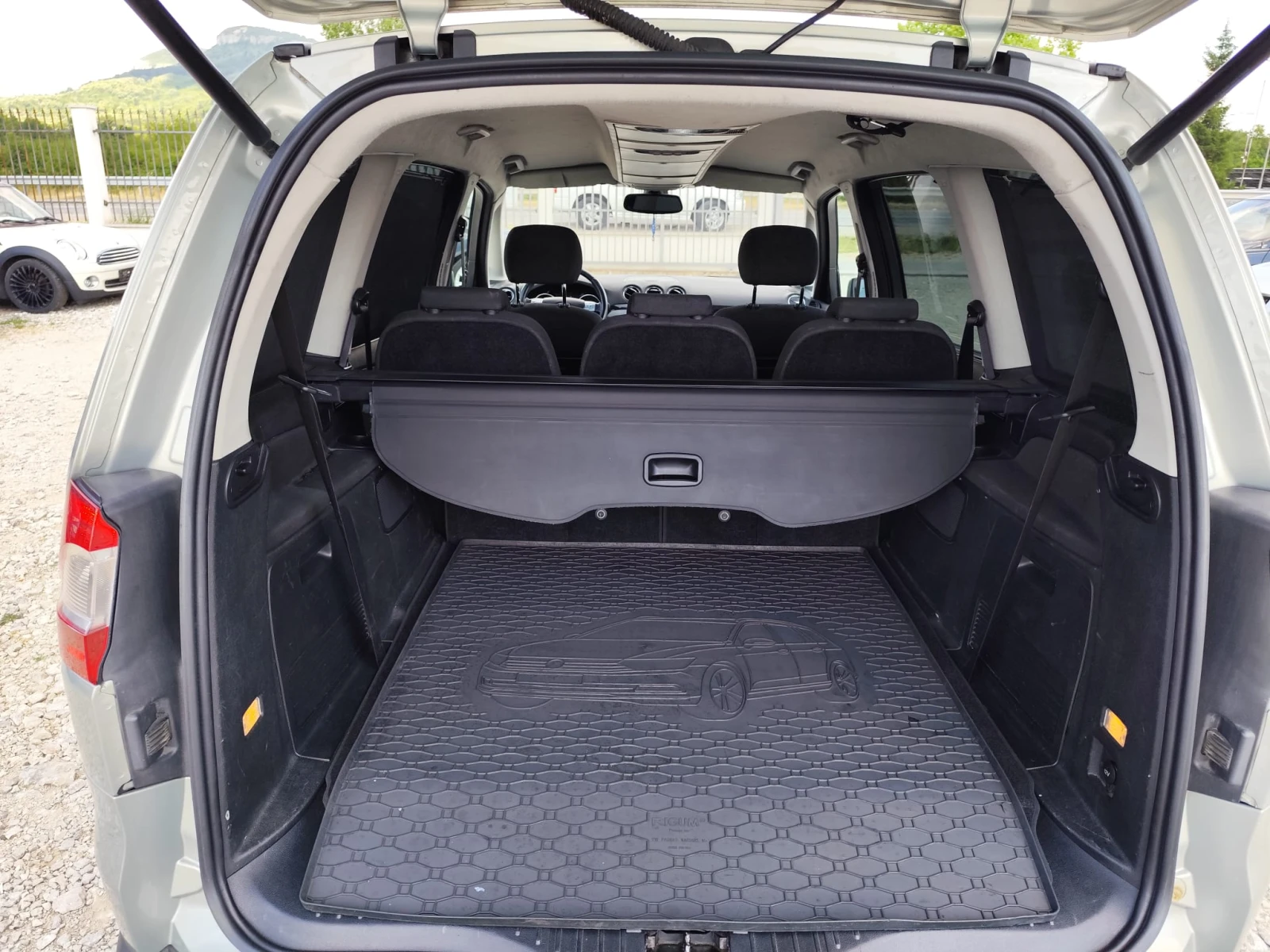 Ford Galaxy 2.0 дизел 140 коня - изображение 7