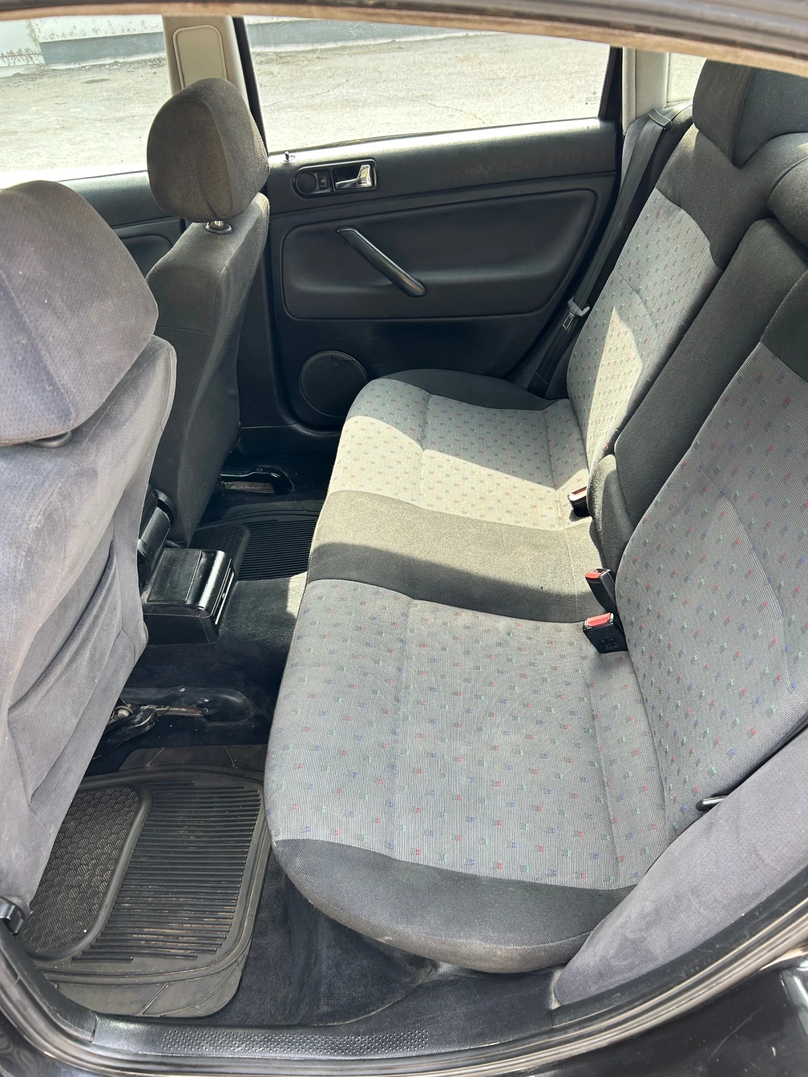 VW Passat  - изображение 8