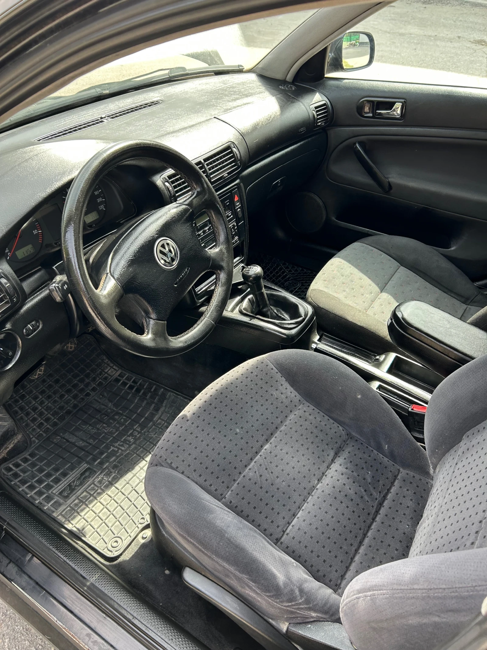VW Passat  - изображение 7