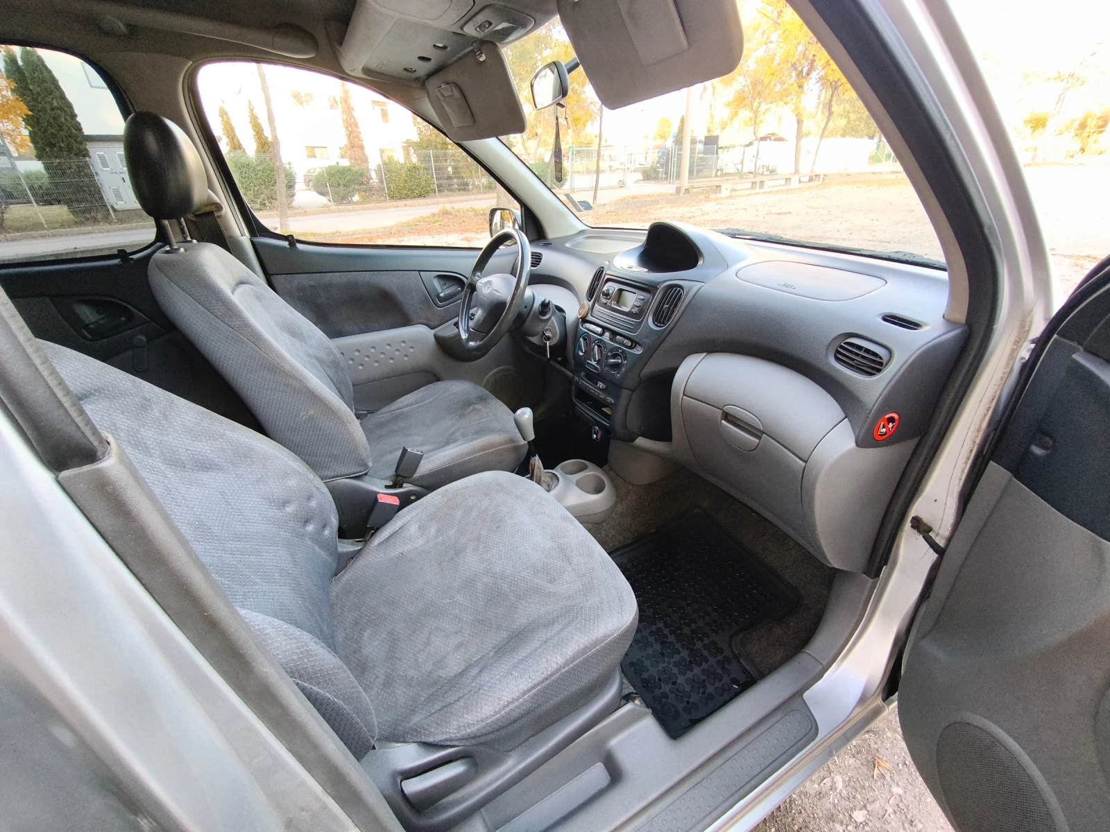 Toyota Yaris verso 1.3 VVT-i  | Mobile.bg   9