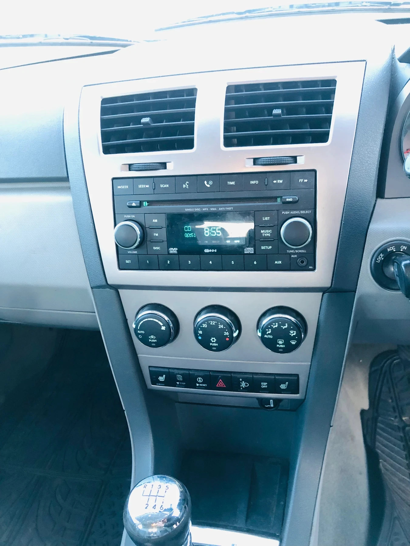 Dodge Avenger 2.0 CRD // 140к.с // ДЕСЕН ВОЛАН, снимка 7 - Автомобили и джипове - 53849104