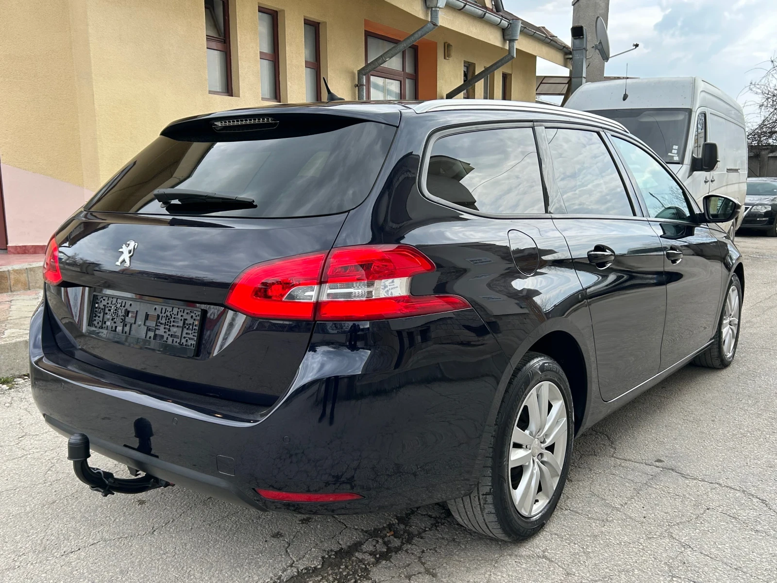 Peugeot 308 1.6HDI LED НАВИ ПАНОРАМА, снимка 5 - Автомобили и джипове - 53878698
