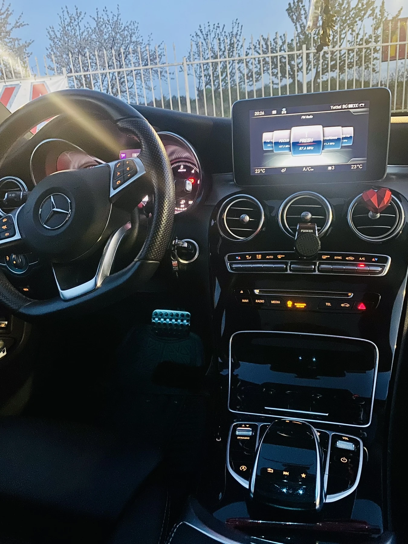 Mercedes-Benz C 250 AMG Line, снимка 15 - Автомобили и джипове - 54612573