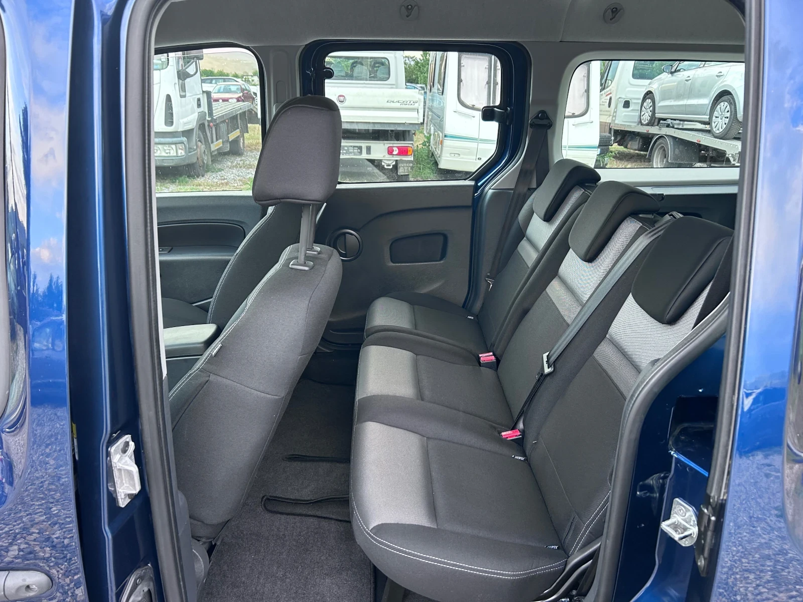 Renault Kangoo Grand Kango Maxi 6+ 1 , снимка 10 - Автомобили и джипове - 54634831