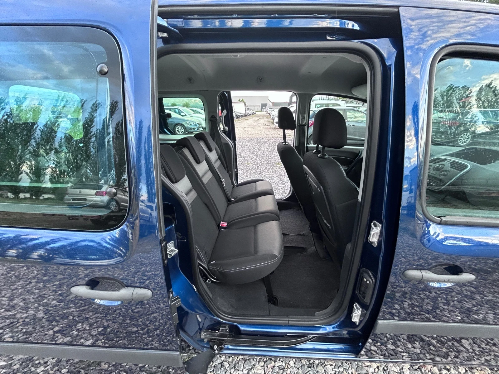 Renault Kangoo Grand Kango Maxi 6+ 1 , снимка 11 - Автомобили и джипове - 54634831