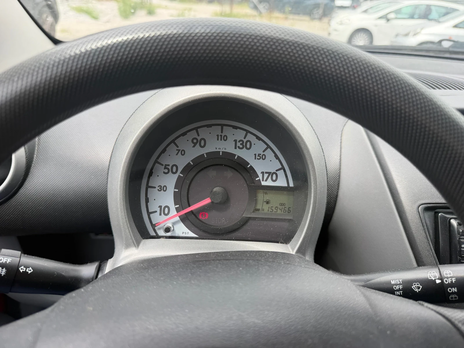 Toyota Aygo 1.0 benzin, снимка 7 - Автомобили и джипове - 54858836