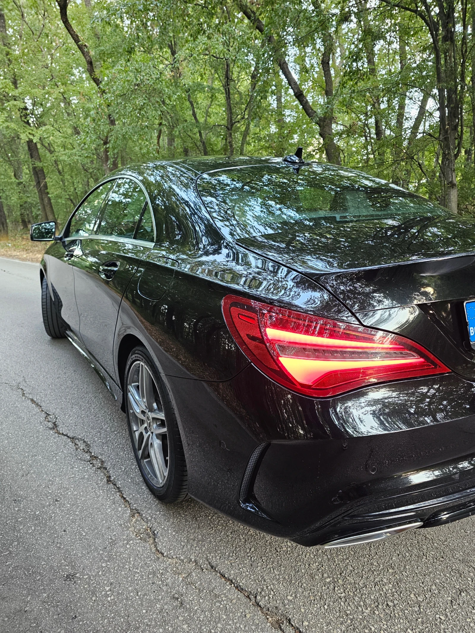 Mercedes-Benz CLA 180, снимка 8 - Автомобили и джипове - 54904645