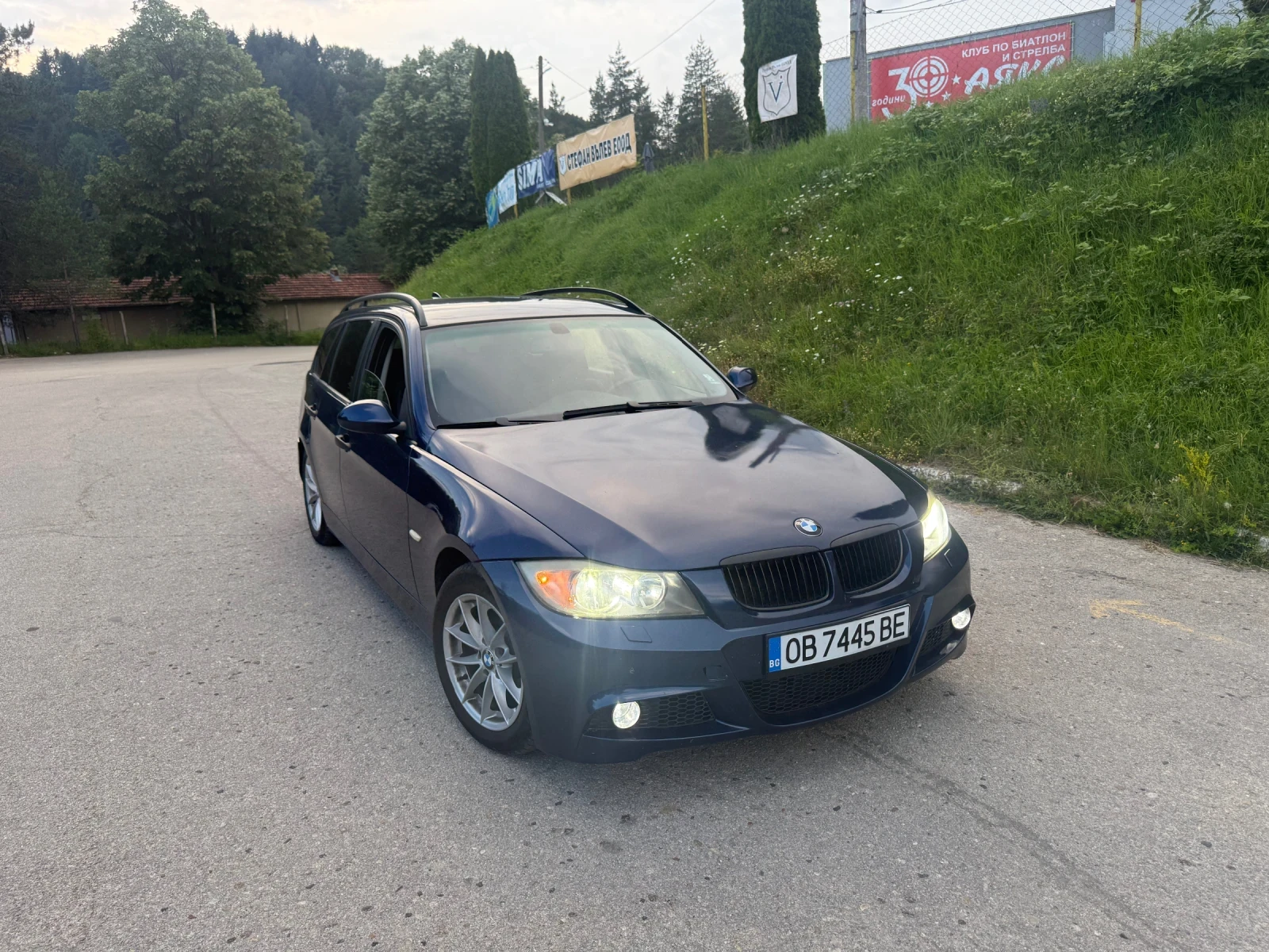 BMW 320