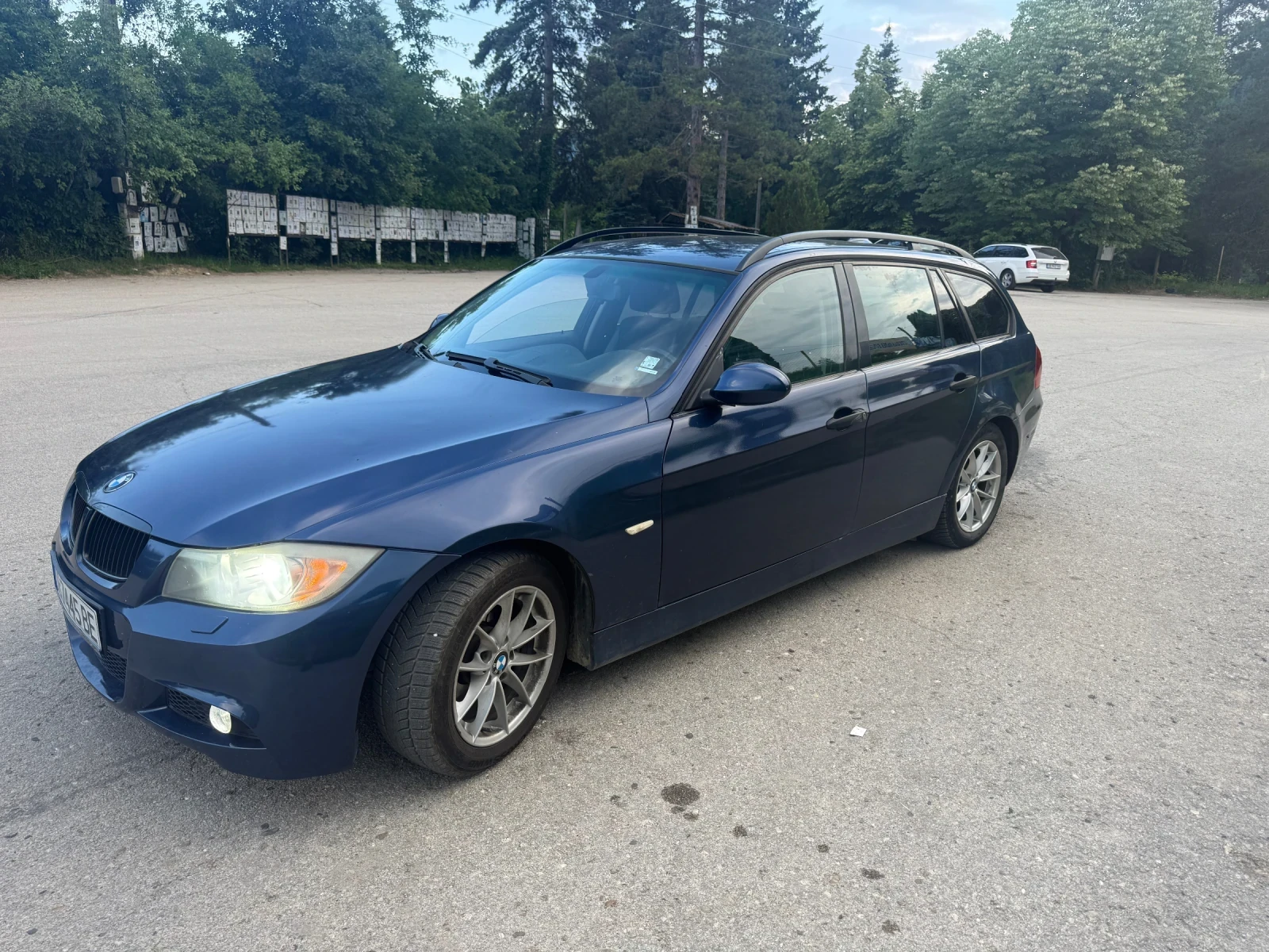 BMW 320, снимка 2 - Автомобили и джипове - 55005106
