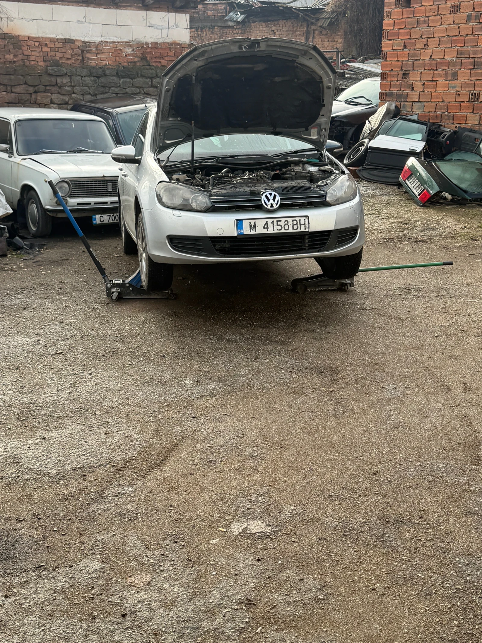 VW Golf, снимка 2 - Автомобили и джипове - 55331873