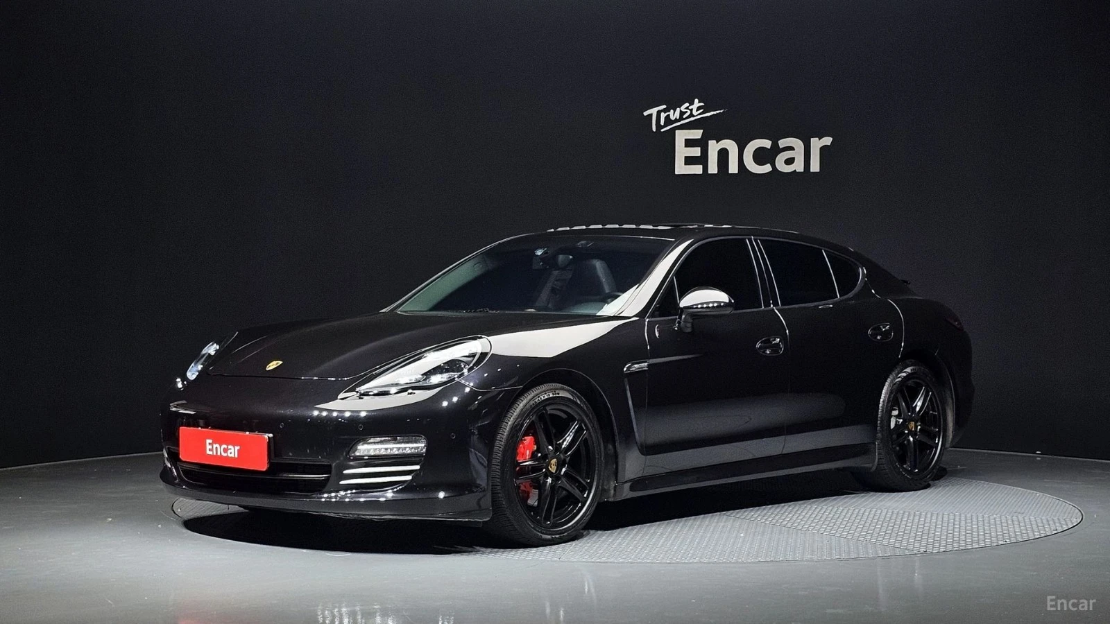 Porsche Panamera AWD* КОЖА* ПОДГРЕВ* ОБДУХ* ПАНО* НАВИ* АВТОКРЕДИТ*