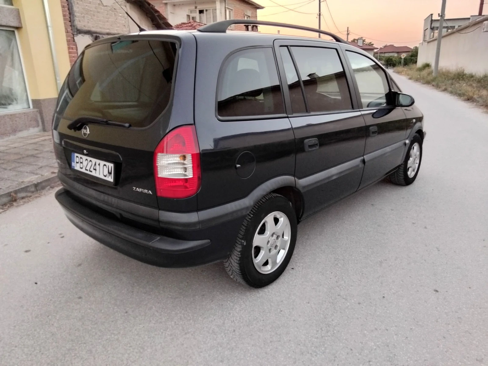 Opel Zafira 2.2.150к+ КЛИМА + ГАЗОВ ИНЖЕКЦИОН , снимка 5 - Автомобили и джипове - 55692358