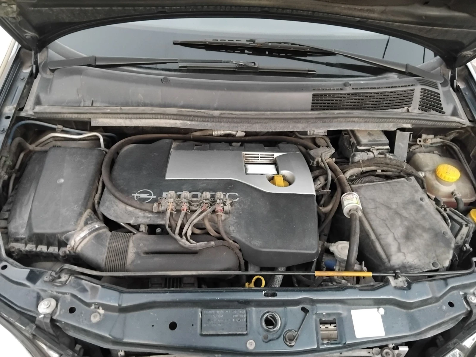 Opel Zafira 2.2.150к+ КЛИМА + ГАЗОВ ИНЖЕКЦИОН , снимка 17 - Автомобили и джипове - 55692358