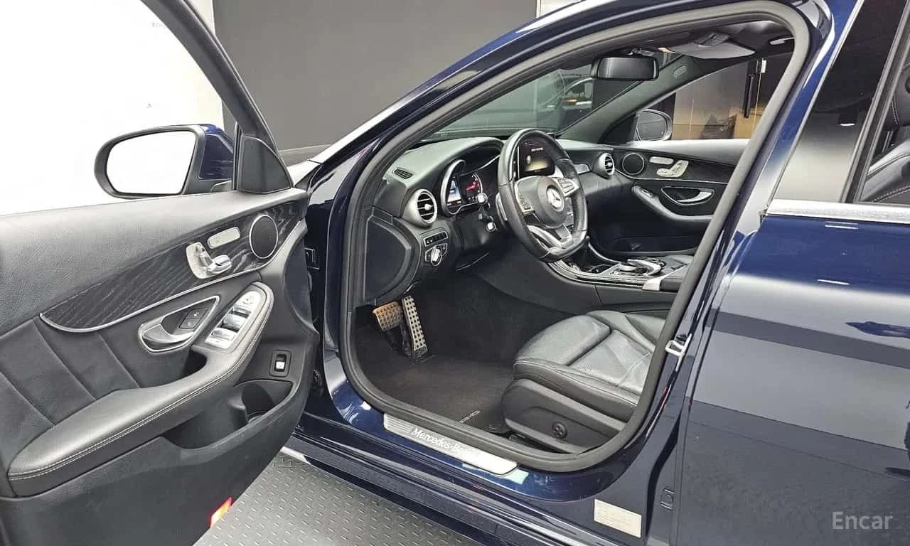 Mercedes-Benz C 200 * C200 AMG Line * ЦЕНА ДО БГ, снимка 10 - Автомобили и джипове - 55736204