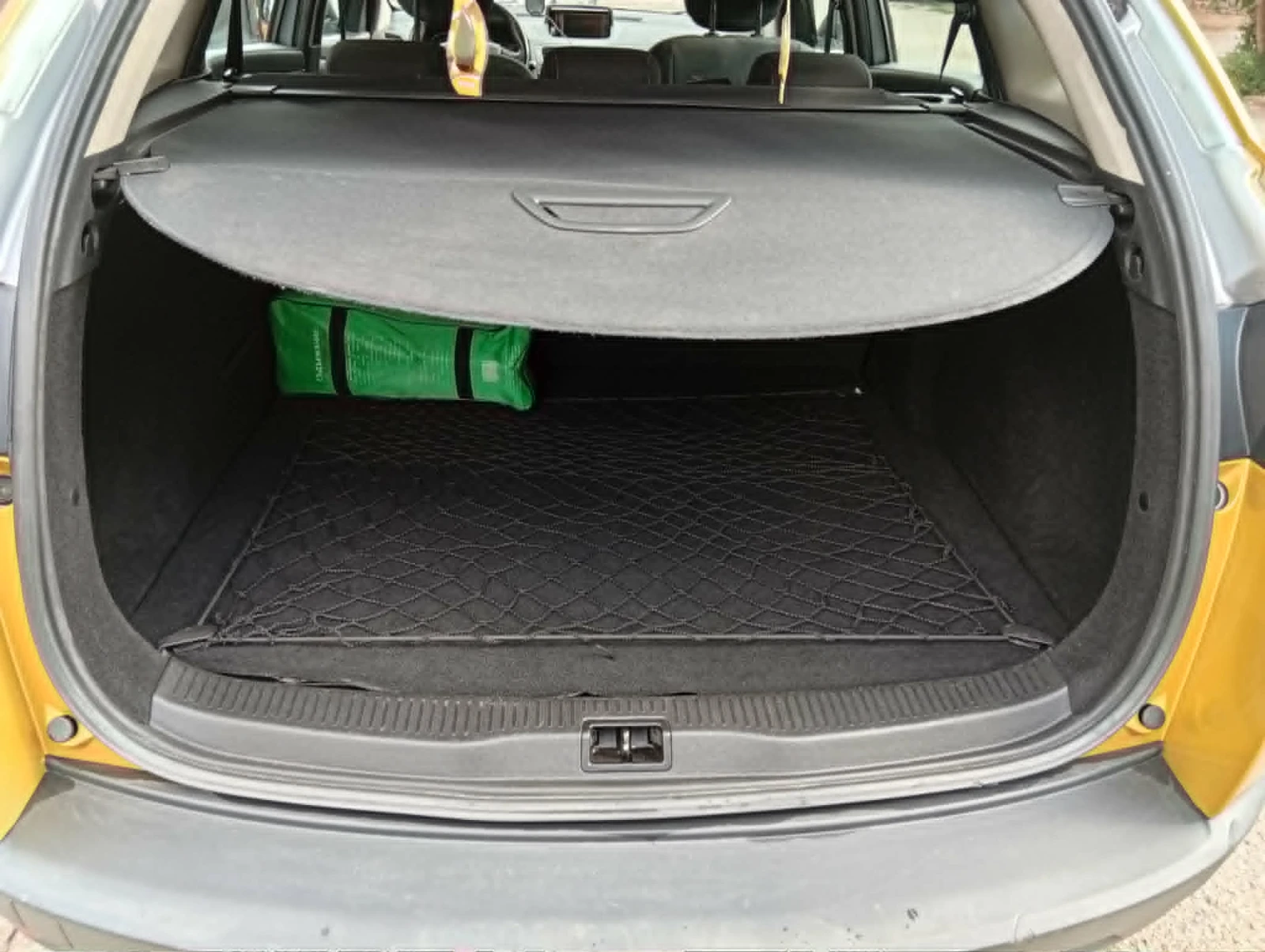 Renault Megane 1.5 DCI Евро 6, снимка 13 - Автомобили и джипове - 55873519