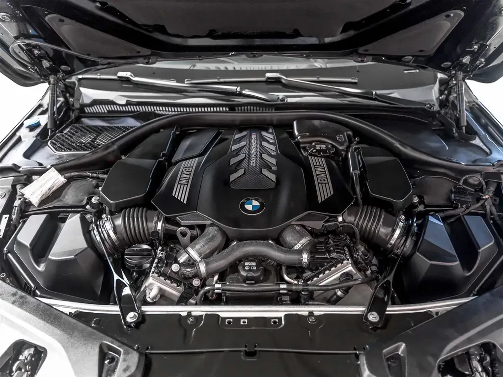 BMW 850 Coupe | B&Wilkins | LASER, снимка 10 - Автомобили и джипове - 55943966