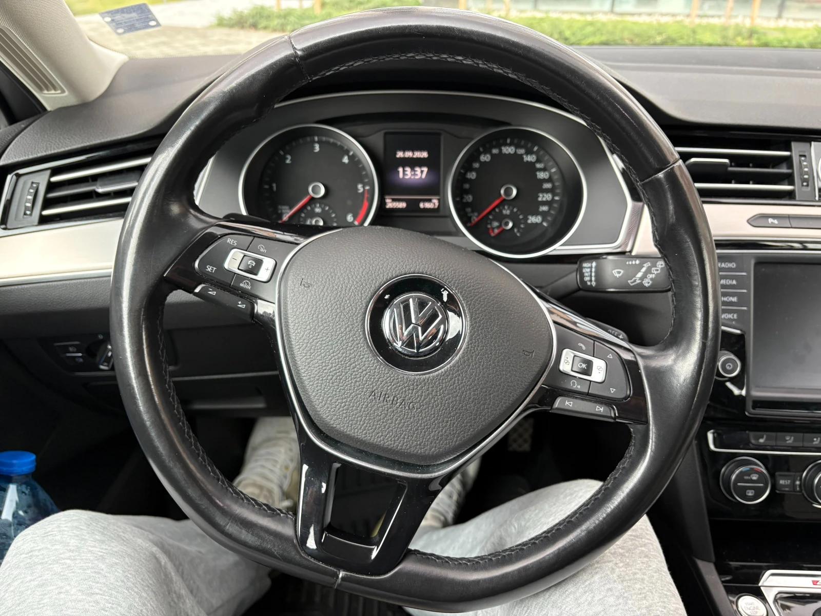 VW Passat VW Passat Variant B8 Highline 4Motion   2016 г., снимка 6 - Автомобили и джипове - 56233753