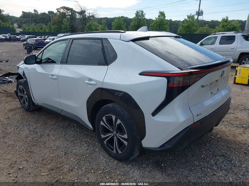 Toyota bZ4X Xle, снимка 3 - Автомобили и джипове - 56320382