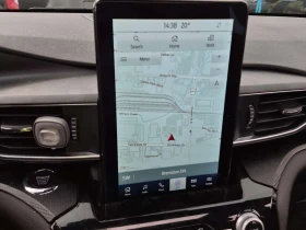 Ford Explorer * ST * ПОДГРЕВИ* ОБДУХВАНЕ* ПАНОРАМА* 2 БРОЯ ГУМИ, снимка 11