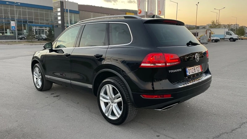 VW Touareg 3.0tdi  NAVI ПРУЖИНИ, снимка 7 - Автомобили и джипове - 38444158