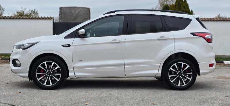 Ford Kuga ST Line 4x4 , снимка 3 - Автомобили и джипове - 52308689