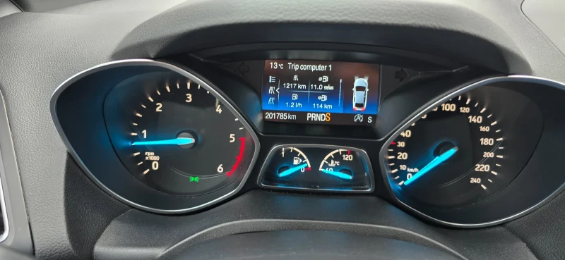 Ford Kuga ST Line 4x4 , снимка 10 - Автомобили и джипове - 52308689