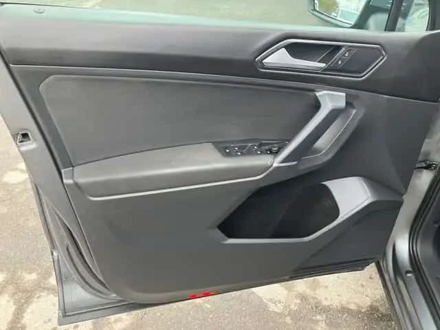 VW Tiguan * Trendline 4MOTION * CARFAX * PANO * �������� *  | Mobile.bg � ����������� 10