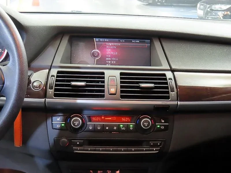 BMW X6 3.0D, снимка 12 - Автомобили и джипове - 55358177