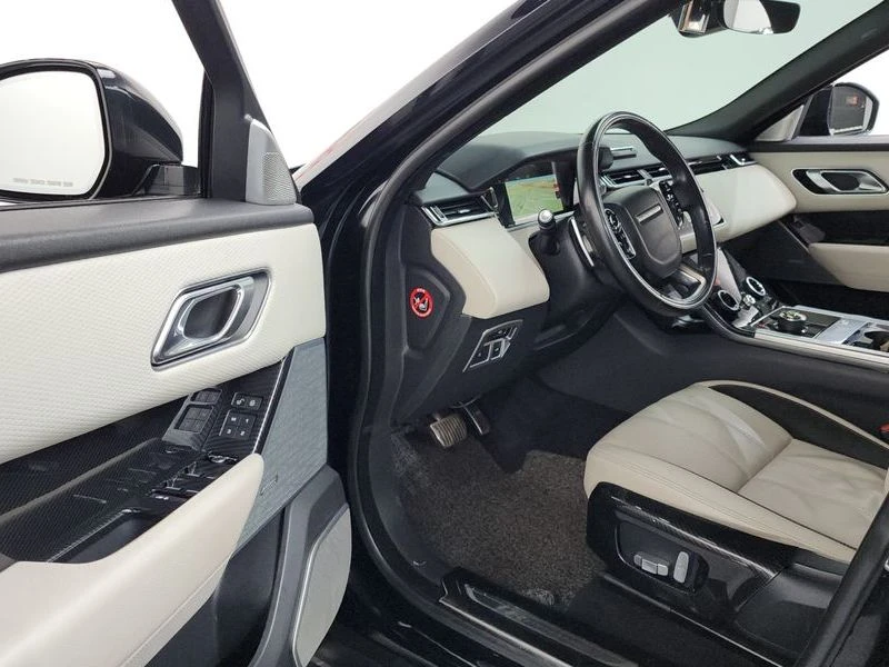 Land Rover Range Rover Velar 3.0 Automatic, снимка 10 - Автомобили и джипове - 55906404