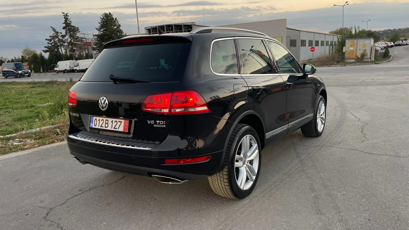 VW Touareg 3.0tdi  NAVI ПРУЖИНИ - изображение 5