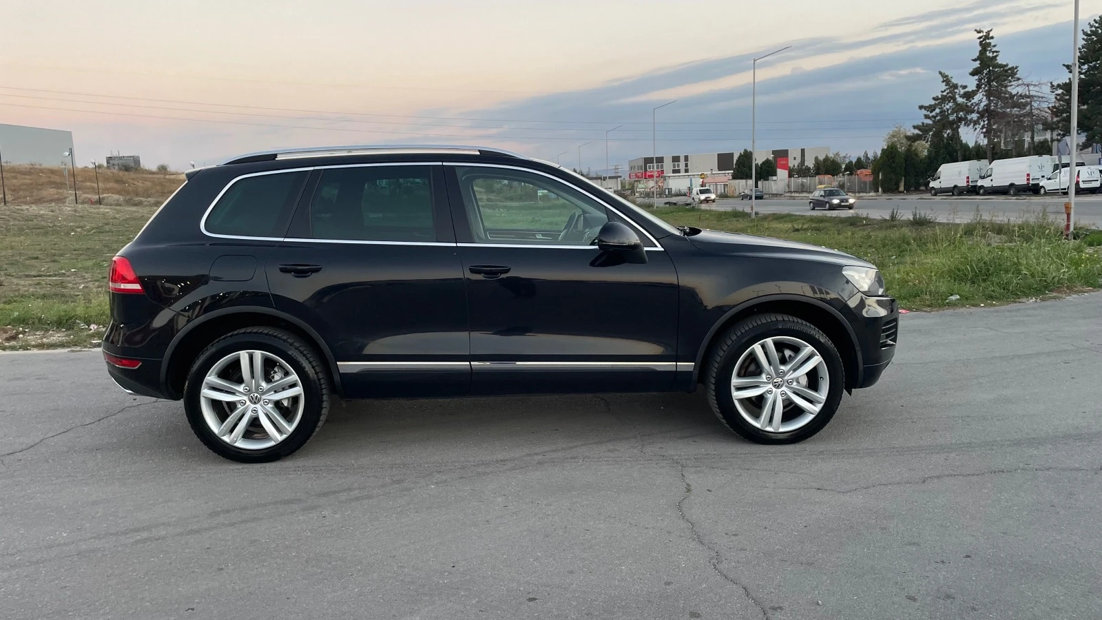 VW Touareg 3.0tdi  NAVI ПРУЖИНИ - изображение 4