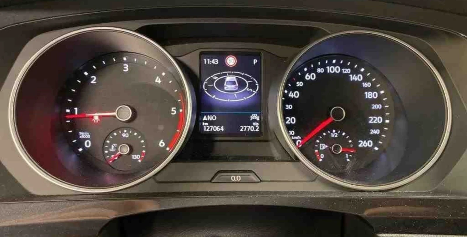 VW Tiguan LIFE 4 Motion 2.0 TDI 110 KW - изображение 5