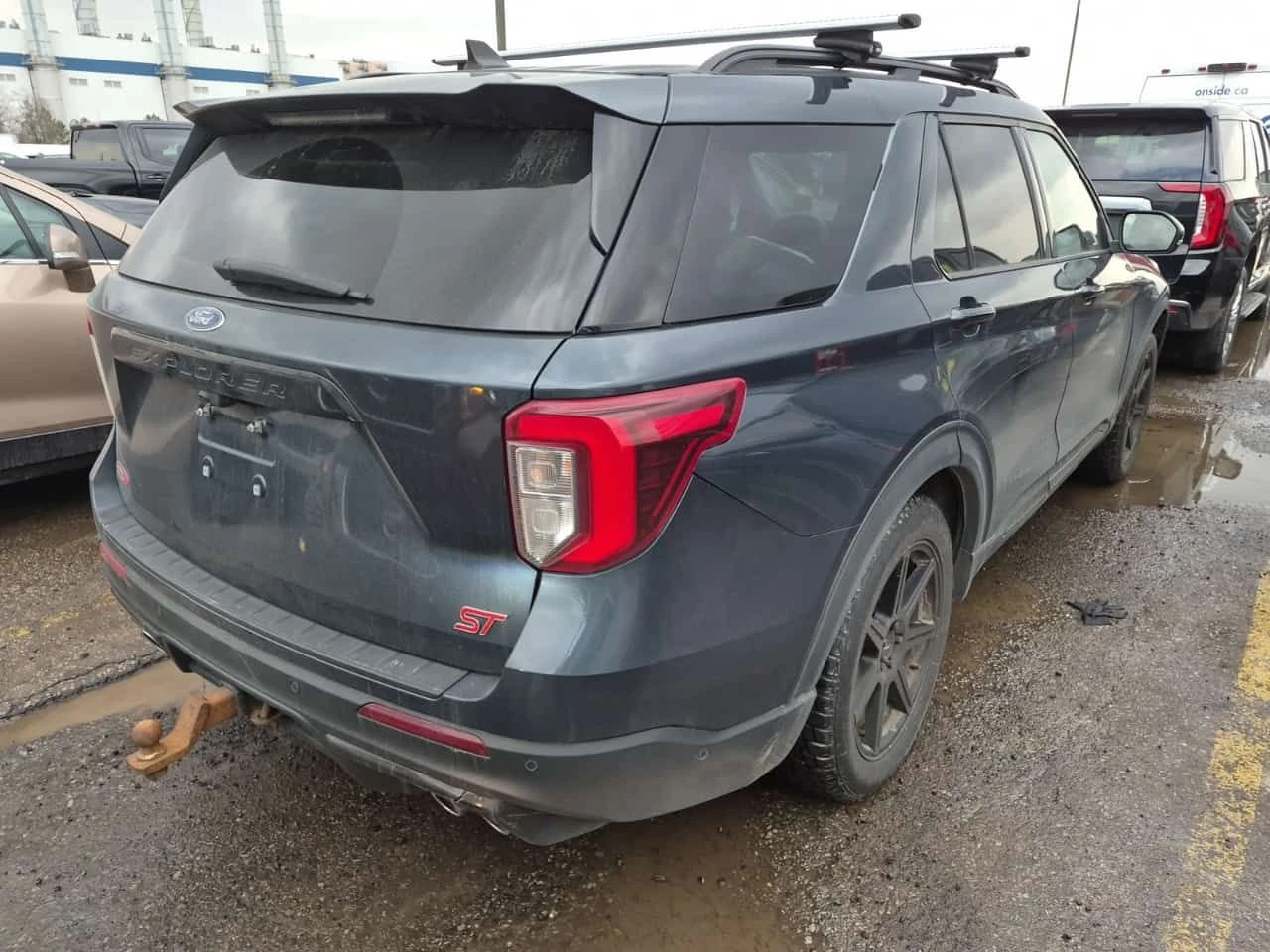 Ford Explorer * ST * ПОДГРЕВИ* ОБДУХВАНЕ* ПАНОРАМА* 2 БРОЯ ГУМИ, снимка 3 - Автомобили и джипове - 53826371