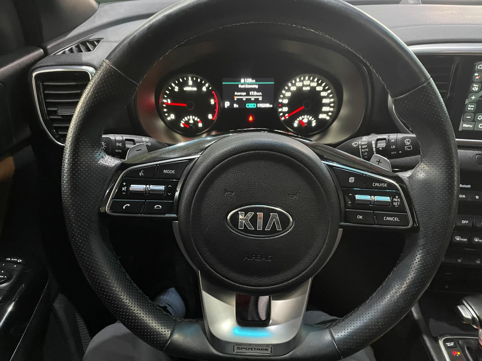 Kia Sportage 2.0D ! 2WD ! Intelligent !, снимка 14 - Автомобили и джипове - 54138800