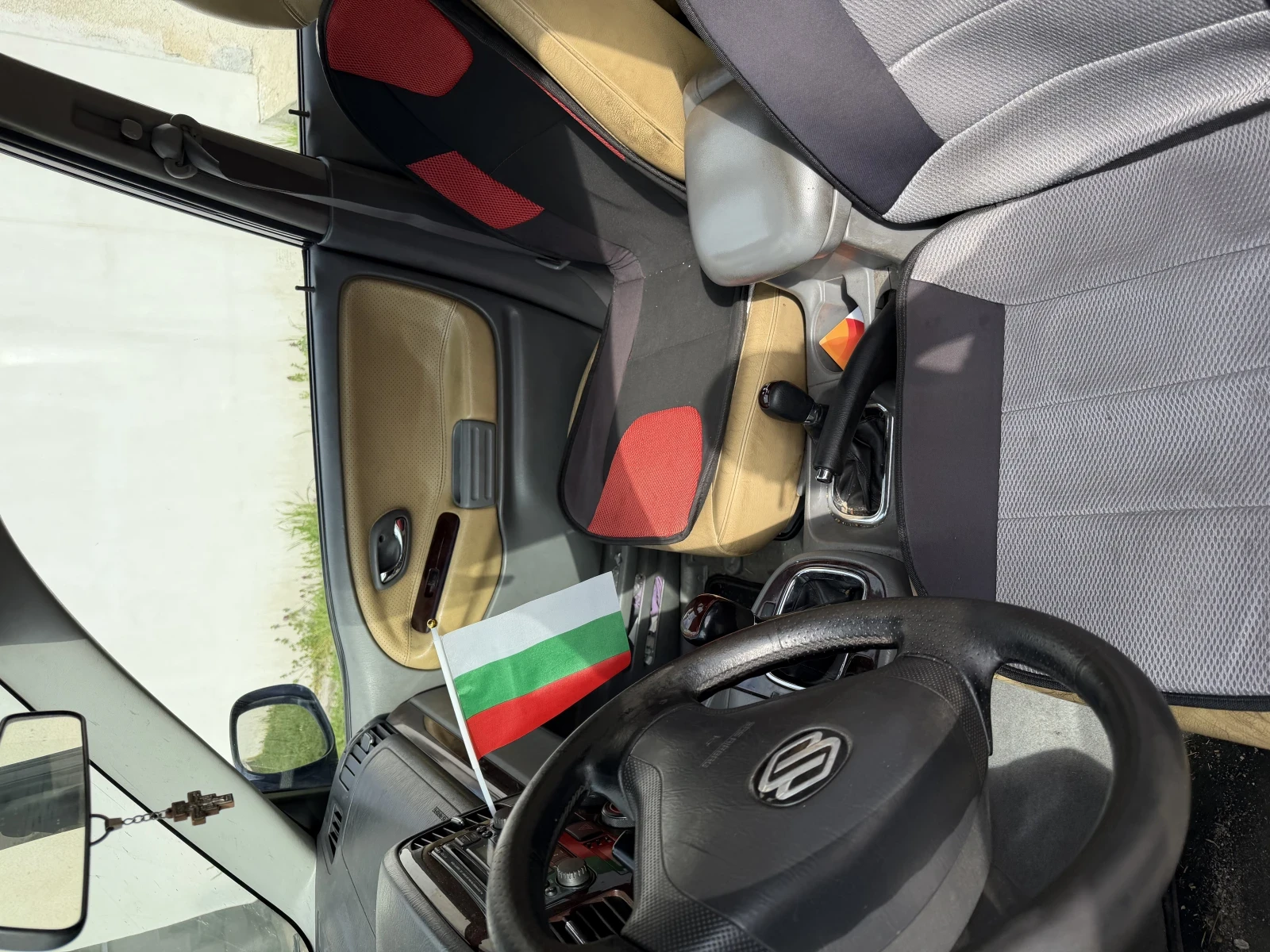 Suzuki Grand vitara, снимка 6 - Автомобили и джипове - 54245530