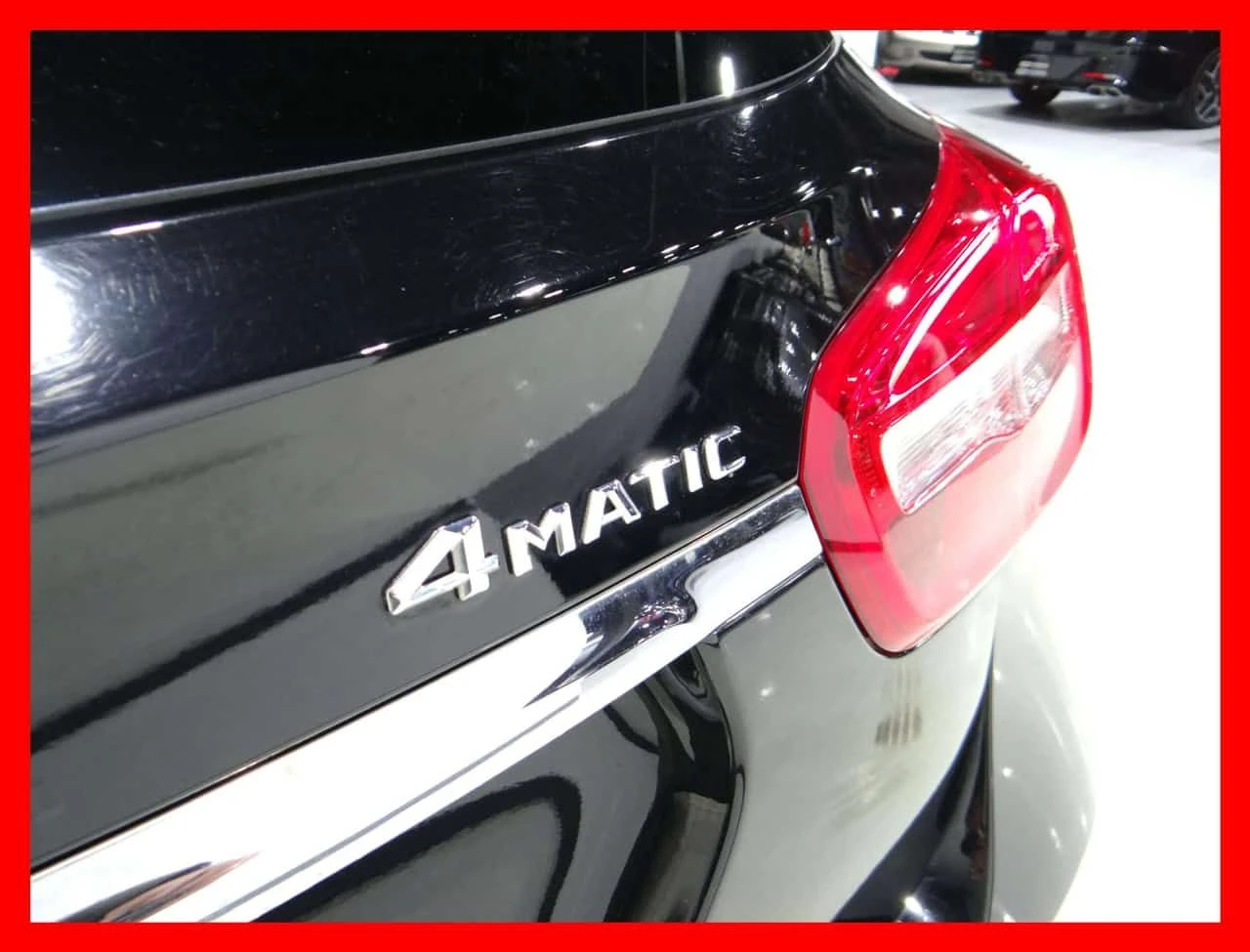 Mercedes-Benz GLA * GLA250 4M * CARFAX * ЦЕНА ДО БГ, снимка 9 - Автомобили и джипове - 54284381