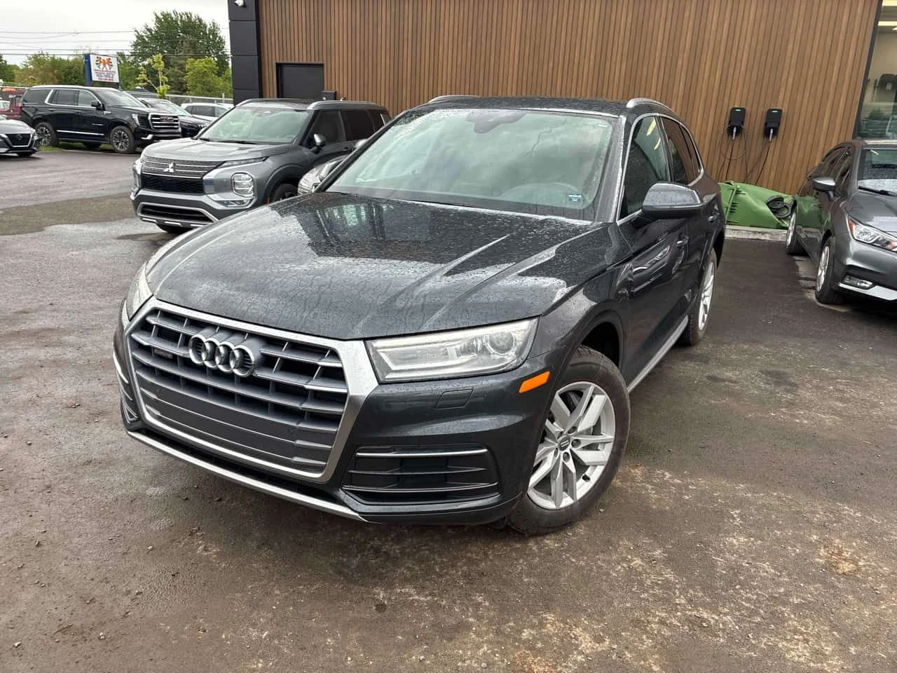 Audi Q5 * Komfort * CARFAX * ЦЕНА ДО БГ