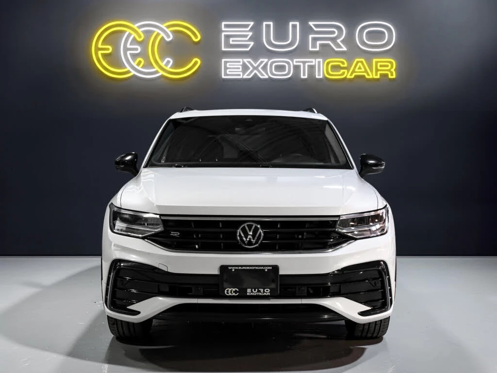 VW Tiguan R-LINE BLACK* 4MOTION* DISTRONIC* ПАНОРАМА* ПОДГРЕ