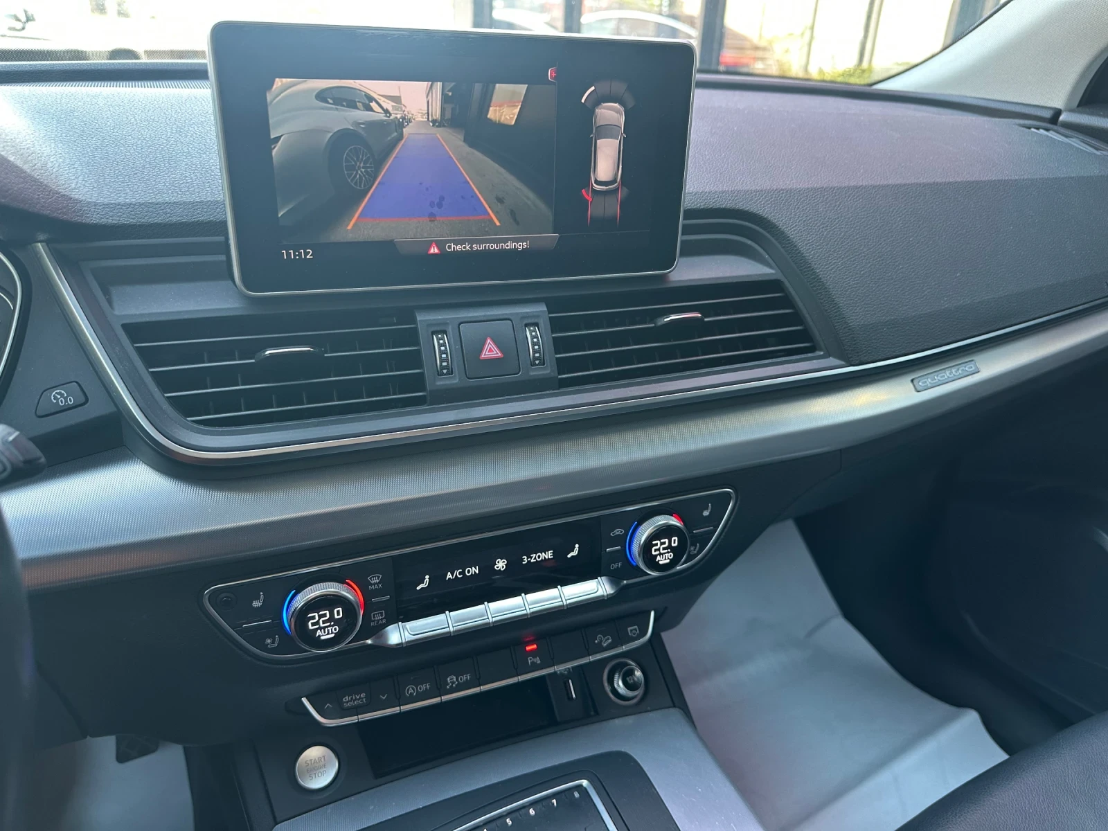 Audi Q5 2, 0tfsi S-line Регистр.Обслужен ГАРАНЦИЯ 131000km, снимка 9 - Автомобили и джипове - 56021211